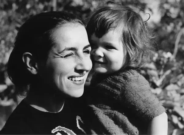 Francoise Gilot with daughter Paloma